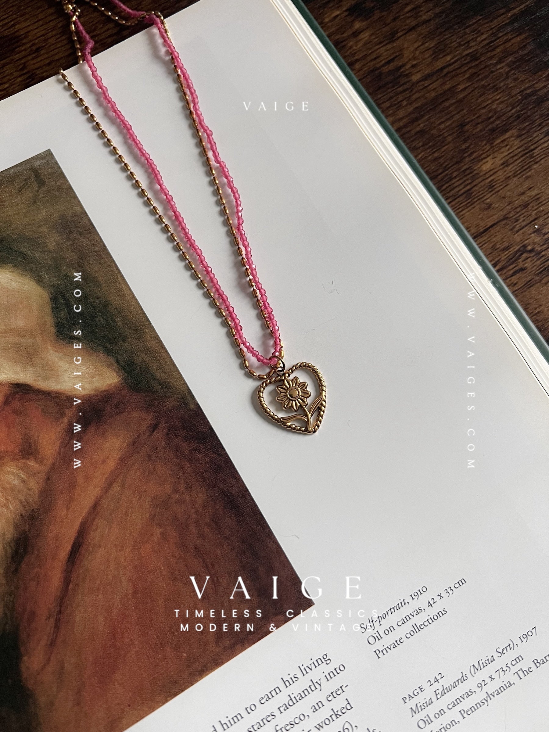 Noémie Heart Flower Necklace